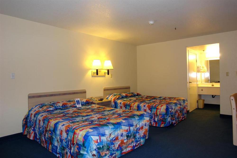Motel 6 Anaheim Stadium - ออเรนจ์ ห้อง รูปภาพ